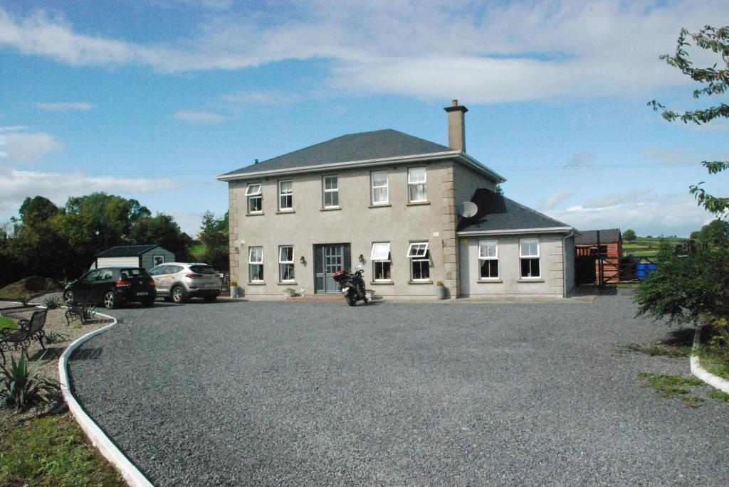Kingstown House room 4